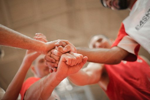 The Ultimate Guide to Teamwork: Real-World Examples and Proven Strategies