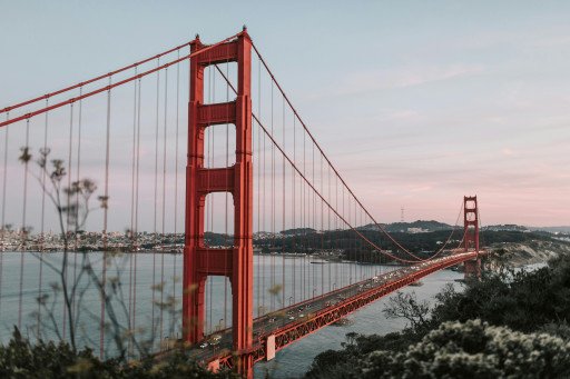 Exploring the Magnificent Golden Gate Bridge: A Historical and Engineering Marvel